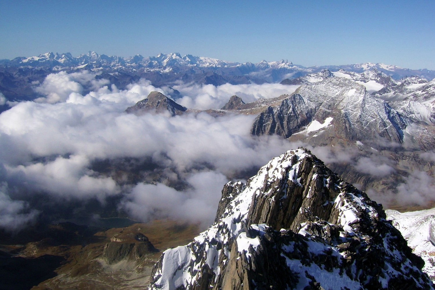 Panorama au sud vers les Ecrins