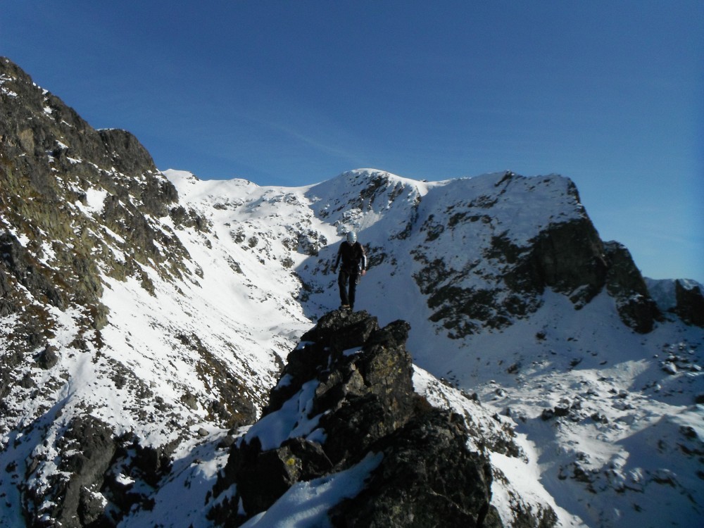 Sur l'arête