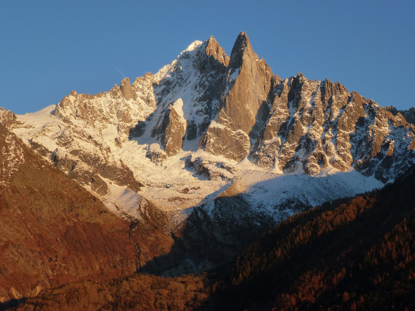 Lumières de fin d'après-midi sur la Verte et les Drus
