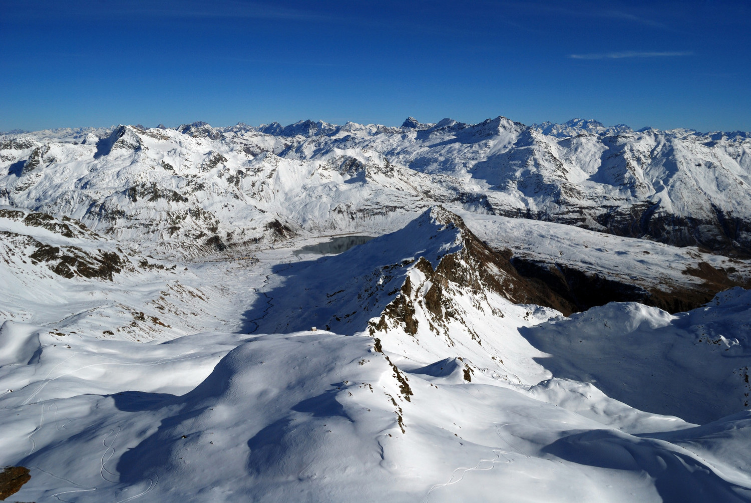 Dalla Cima Centrale di Val Loga 3004m vista verso E