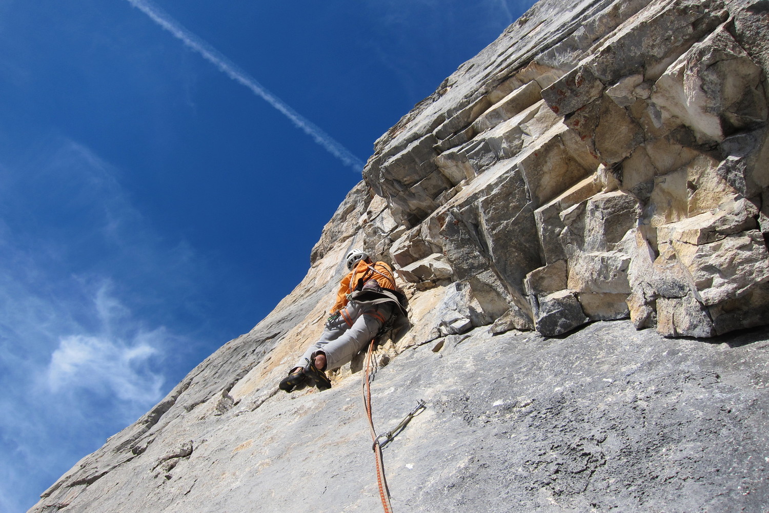 Jolie traversée en L3 sous les surplombs