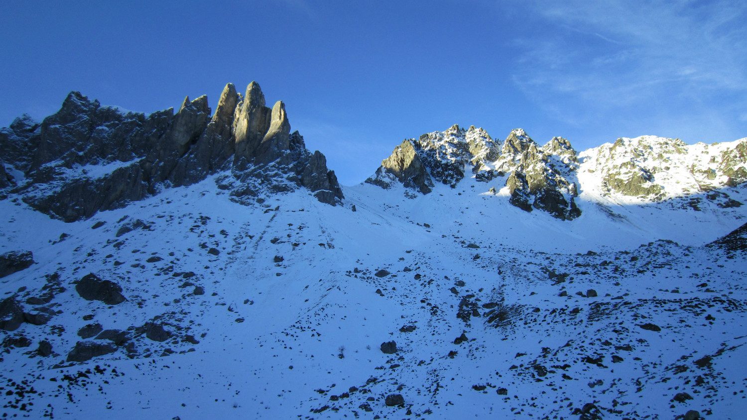 Le couloir de montée au col de la cicle