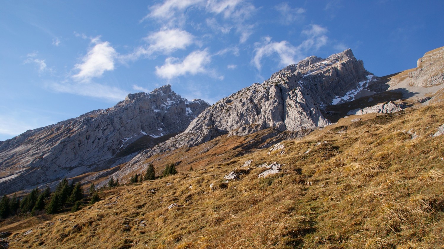 accès à la combe