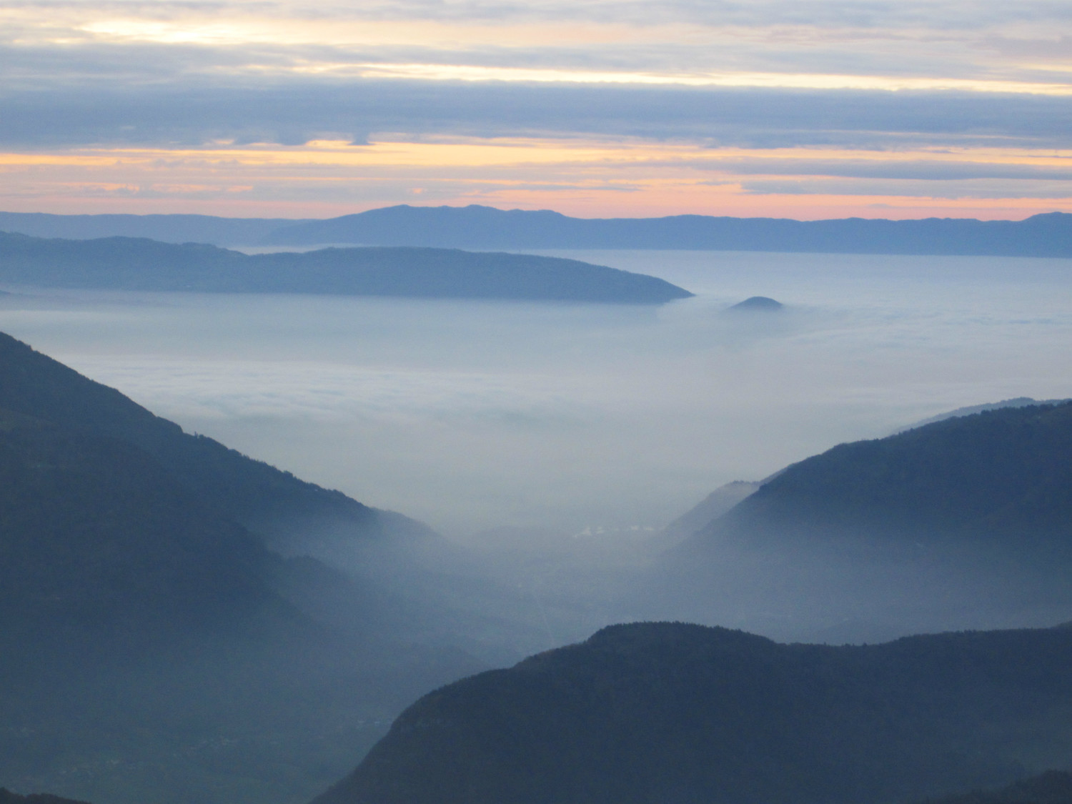 Au dessus de la brume
