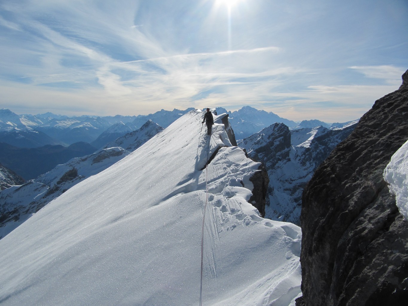 sur l'arête