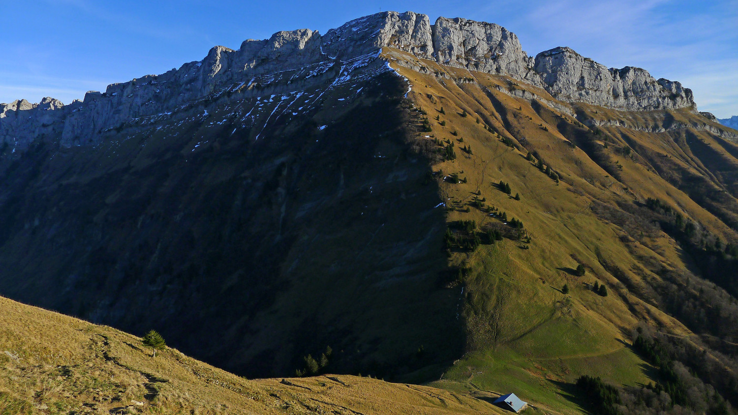 chalet de l'Ovine et mont lachat