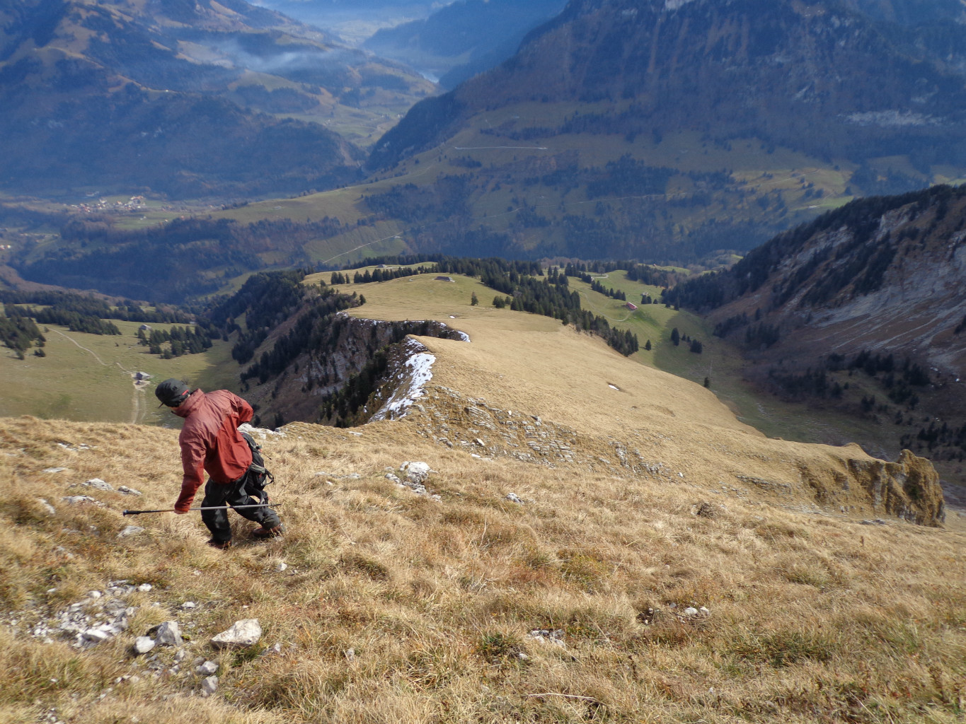 Descente de l'arête puis de la face est