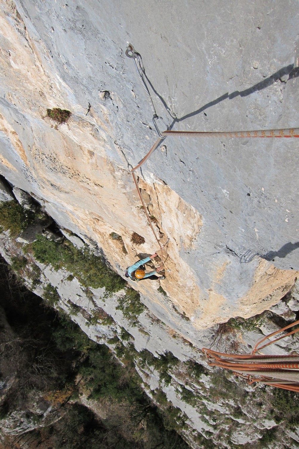 L3 pas très soutenue mais avec 2 crux pas faciles.