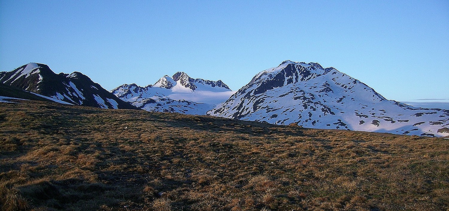 En chemin vers les hauts sommets du massif !