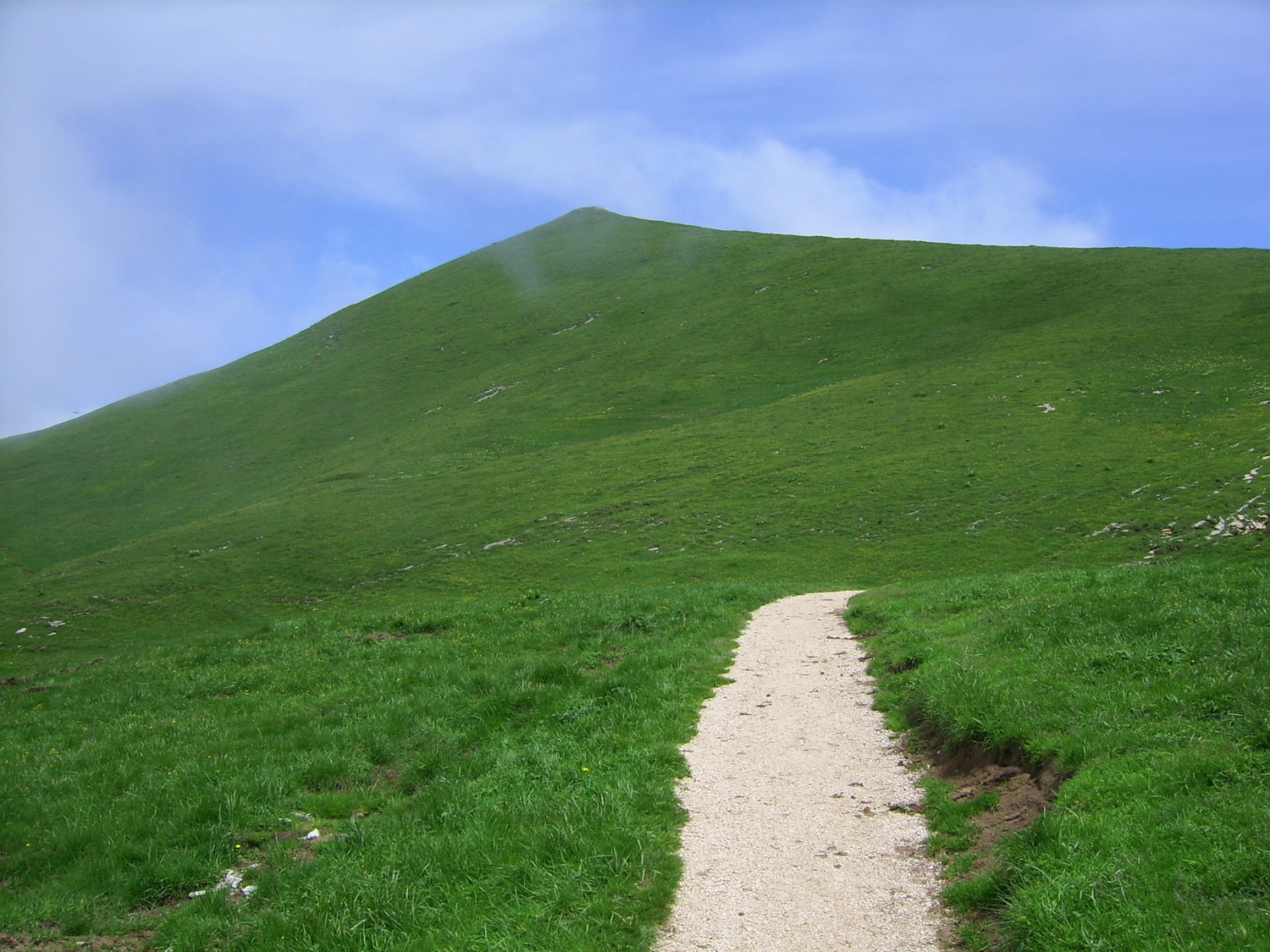 Montée au-dessus des chalets
