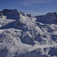 Il Pizzo Paradisino 3302m e il Corn da Camp 3232m versante  WNW dal Monte Vago 3059m