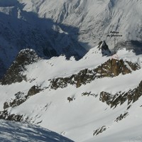 Vue sur la combe suspendue du refuge de Chalance