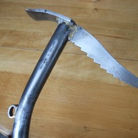 tête du piolet