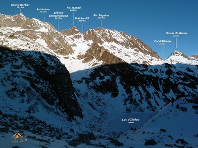 Versant SE du massif Grand Barbat - Pic Isardé - Pic de Ségalas Versant SE du massif Grand Barbat - Pic Isardé - Pic de Ségalas