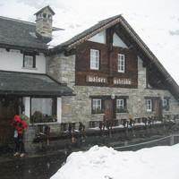 Bar-auberge sympa à Riale