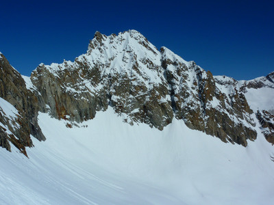 Aiguille Occidentale du Soreiller : Arête W et Face SW Aiguille Occidentale du Soreiller : Arête W et Face SW