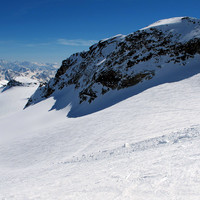 la Cima Val Fontana 3225m, vista dall' itinerario allo Scalino.                               