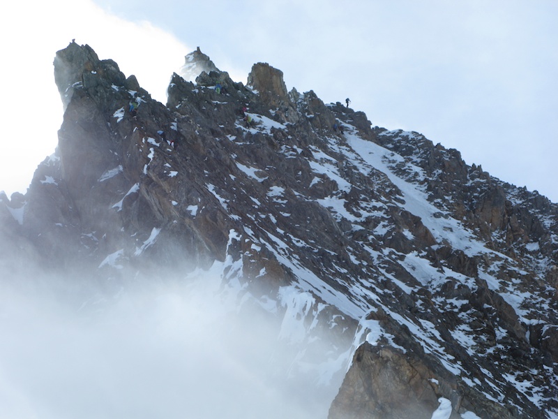 Finsteraarhorn: Via normale per Finsteraarhornhütte ...