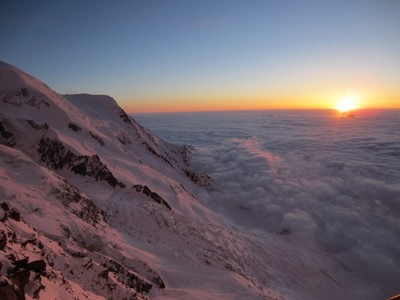 Vue le soir depuis le refuge des Cosmiques Vue le soir depuis le refuge des Cosmiques