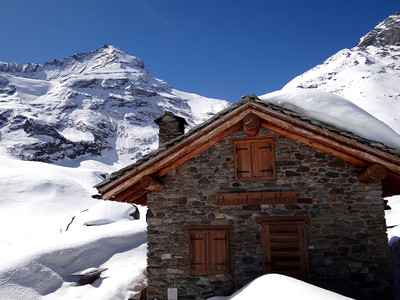 Un bivouac valdotain nouvelle génération Un bivouac valdotain nouvelle génération