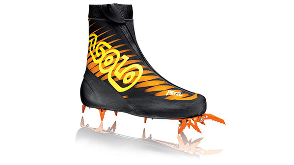 chaussures avec crampons intégrés