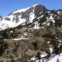 Refuge des Bésines, Porteille des Bésines à G (vu de la Jasse des Pujols)