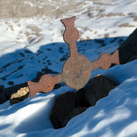 Croix à Raymond d'Espouy au sommet du pic d'Espouy