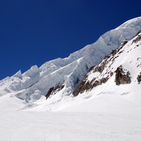 Equilibri precari sottostante il Dome du Gouter