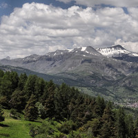 Mont Mounier versant S et cime Nègre à gauche