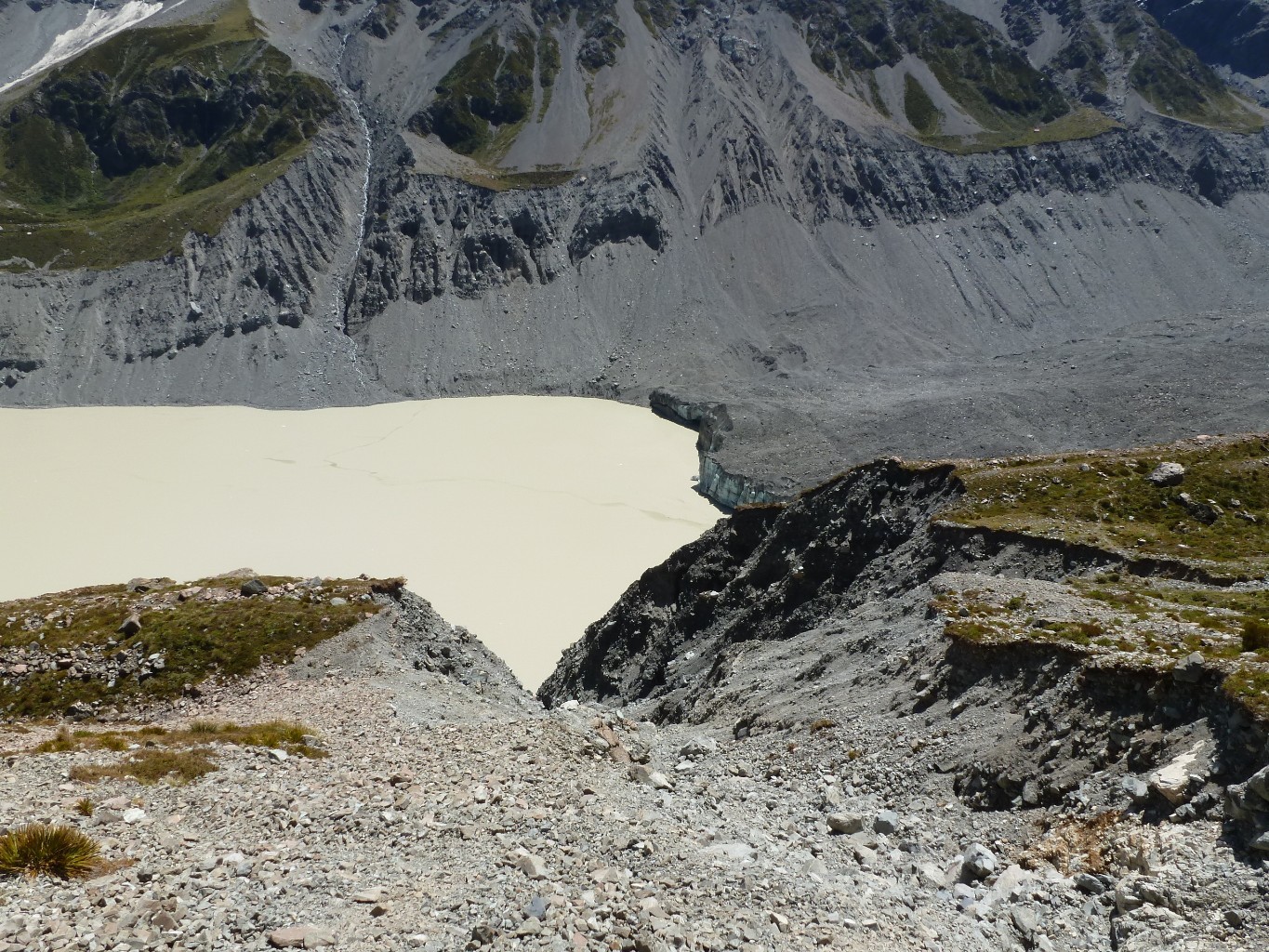 Moraine effondrée... et le chemin avec!