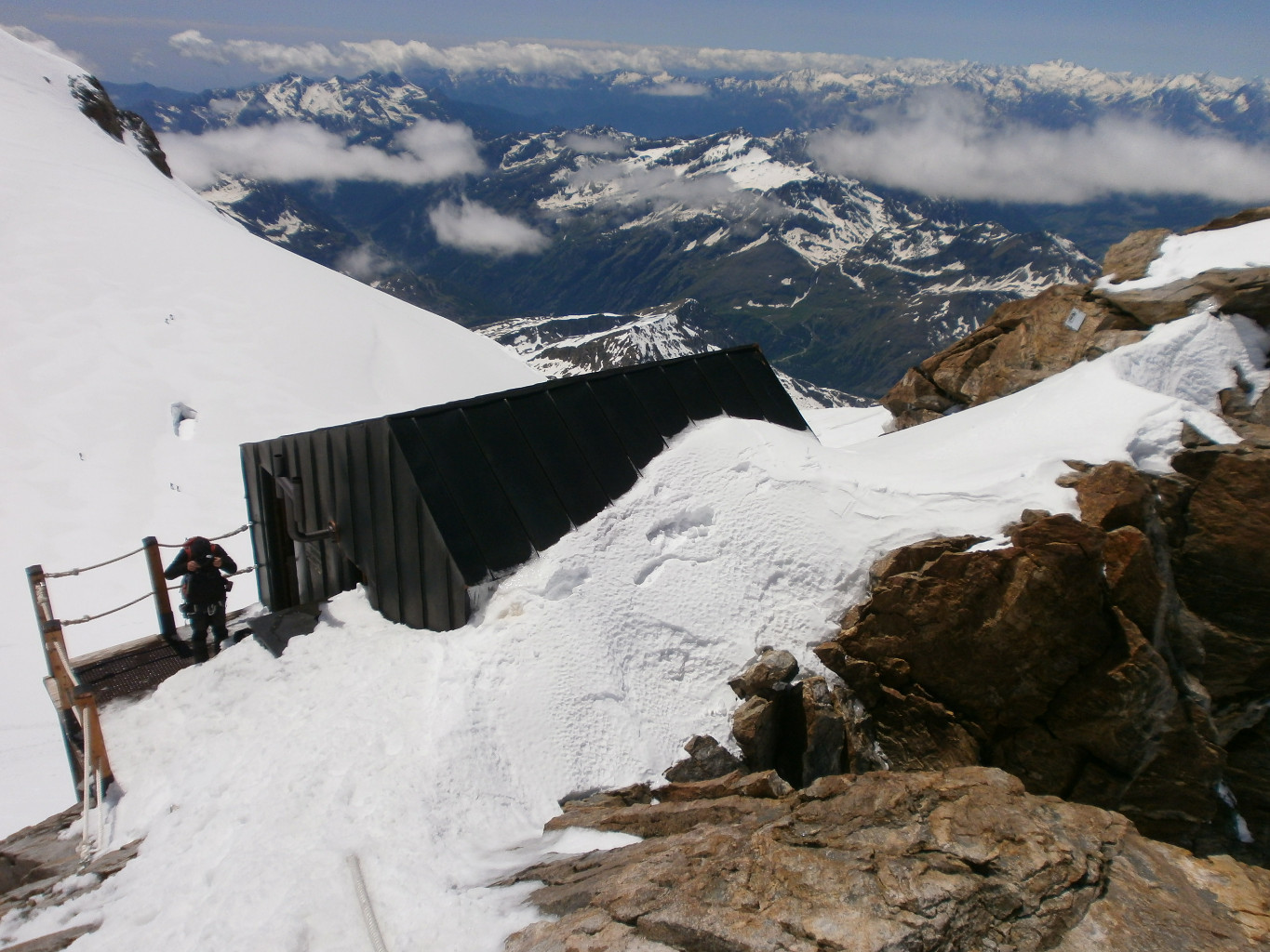 bivacco Felice Giordano 4167 m