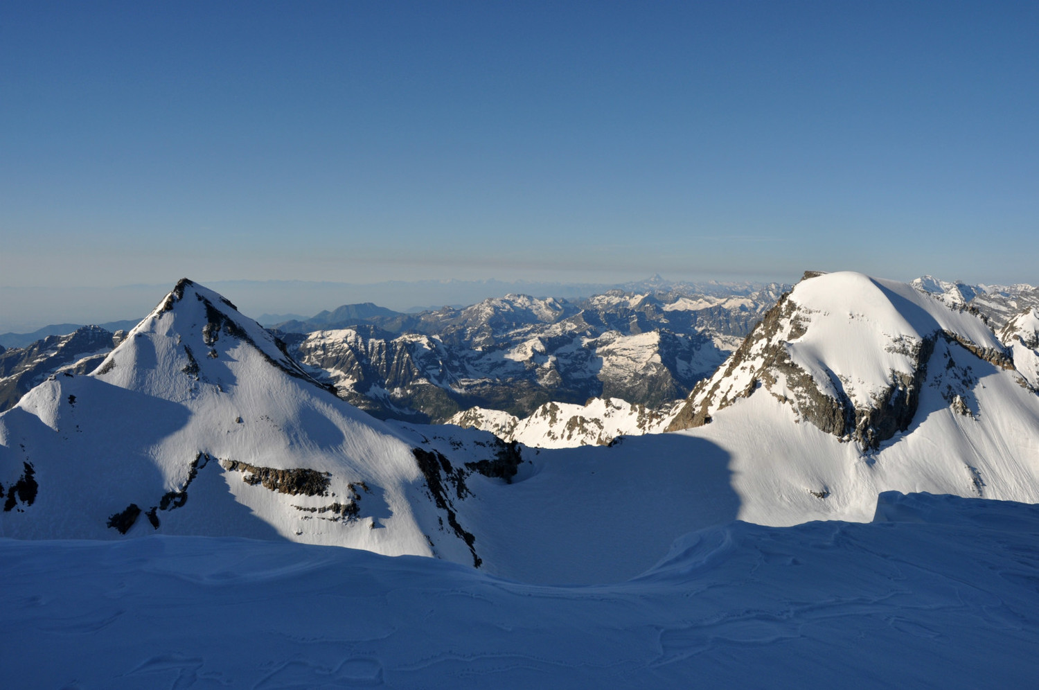 La Tresenta (3608m) et Ciarforon (3641m) : north faces