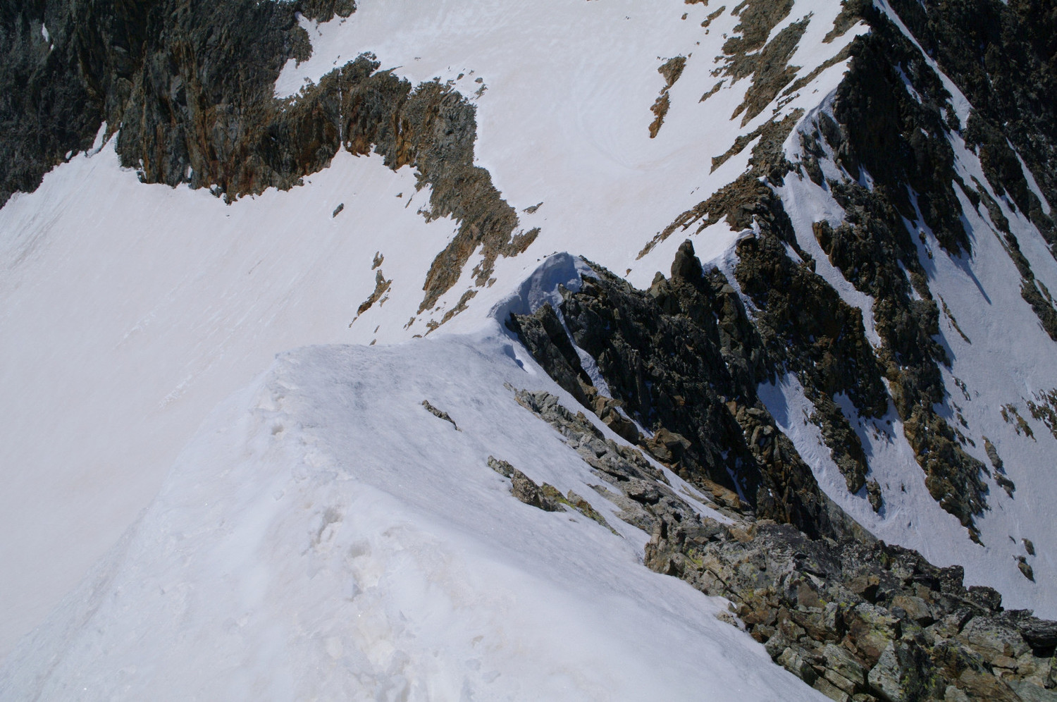 Arête en neige vers le Cime E de la Cochette