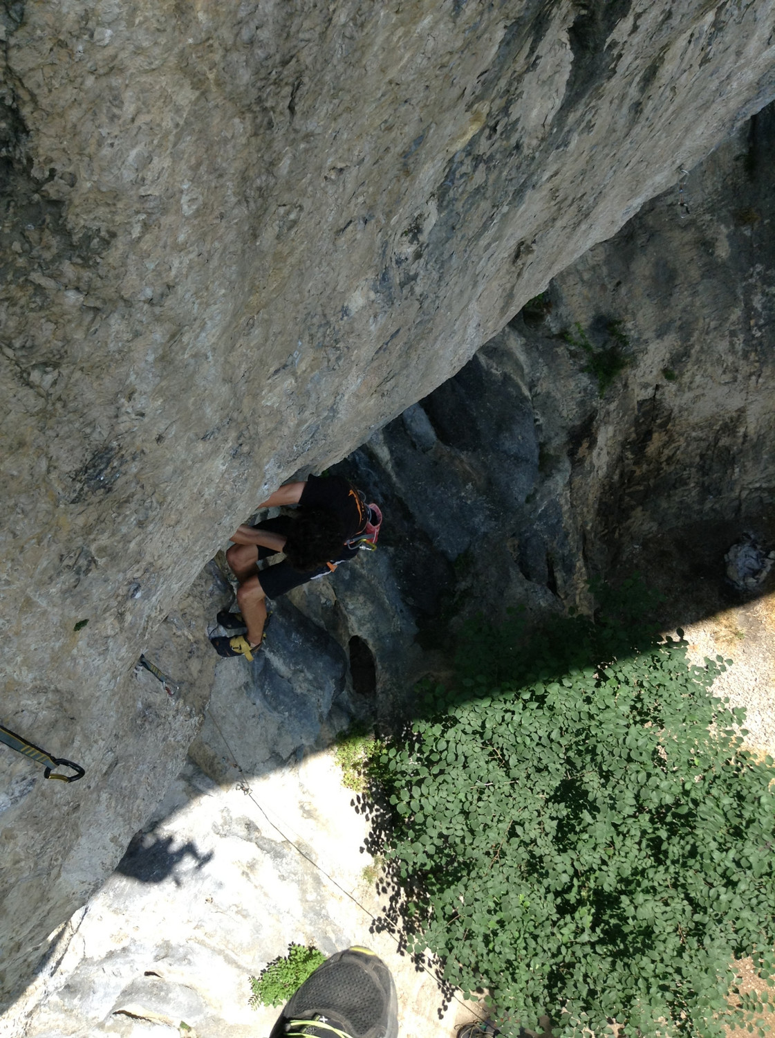 Antoine dans "Plus dure sera la chute" 8a+