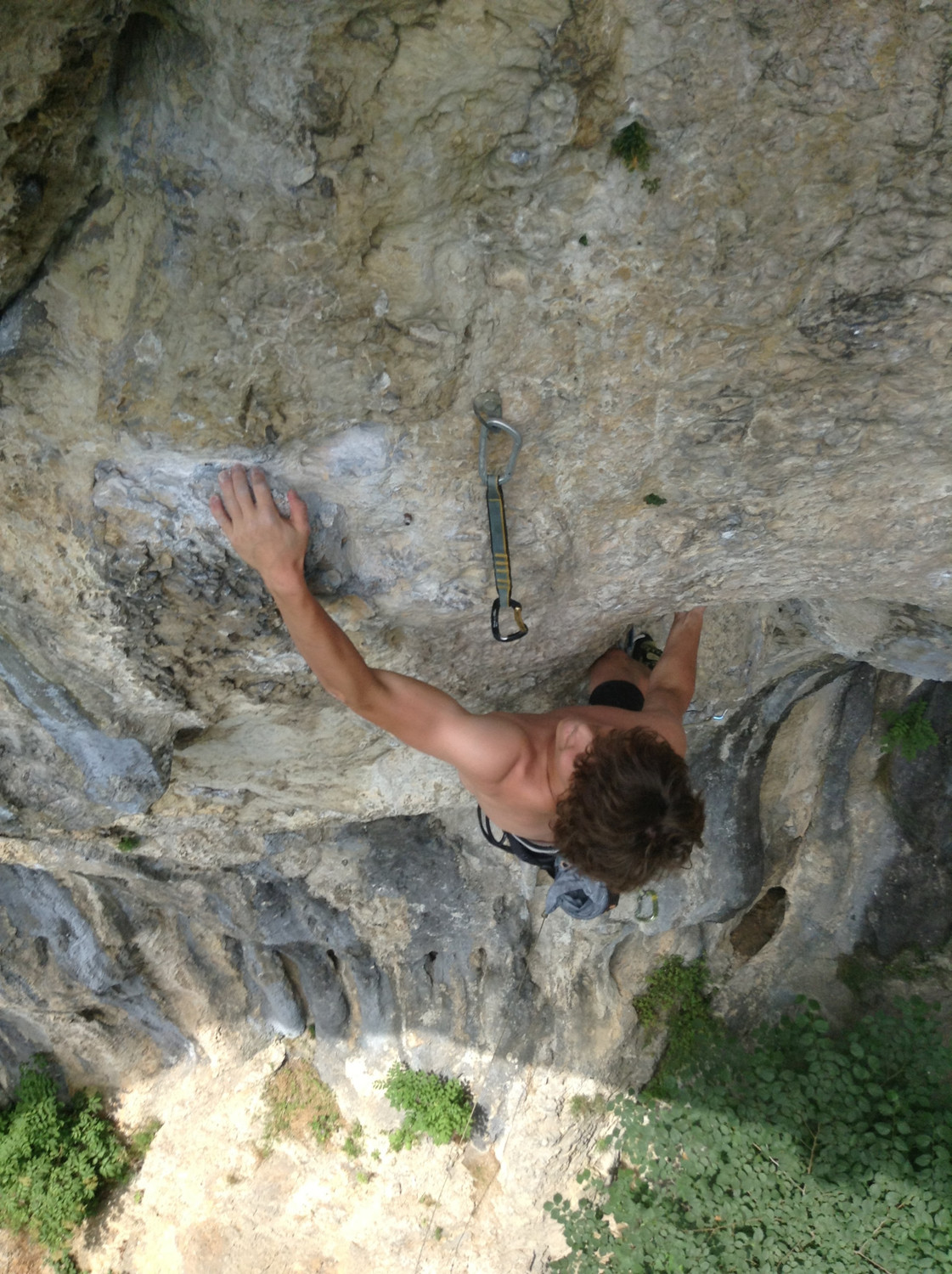 Nathan dans "Plus dure sera la chute" 8a+