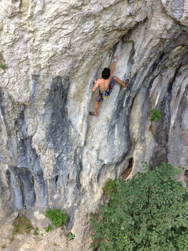 Lucas dans "Plus dure sera la chute" 8a+