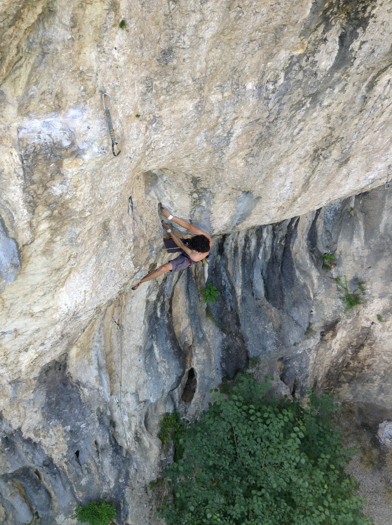 Lucas dans "Plus dure sera la chute" 8a+