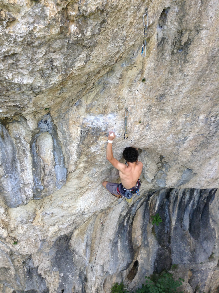 Lucas dans "Plus dure sera la chute" 8a+