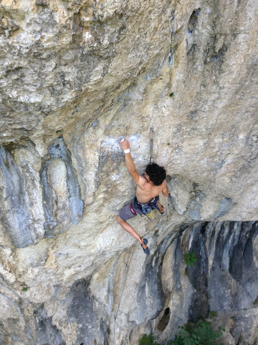 Lucas dans "Plus dure sera la chute" 8a+