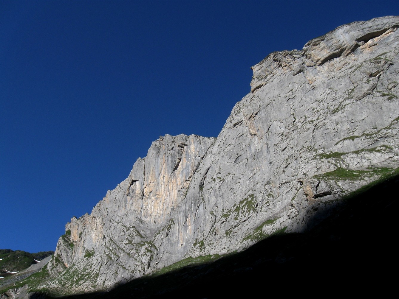 Pène Sarrière : Taillante, Face Est Classique et secteur Chants d'Etoiles