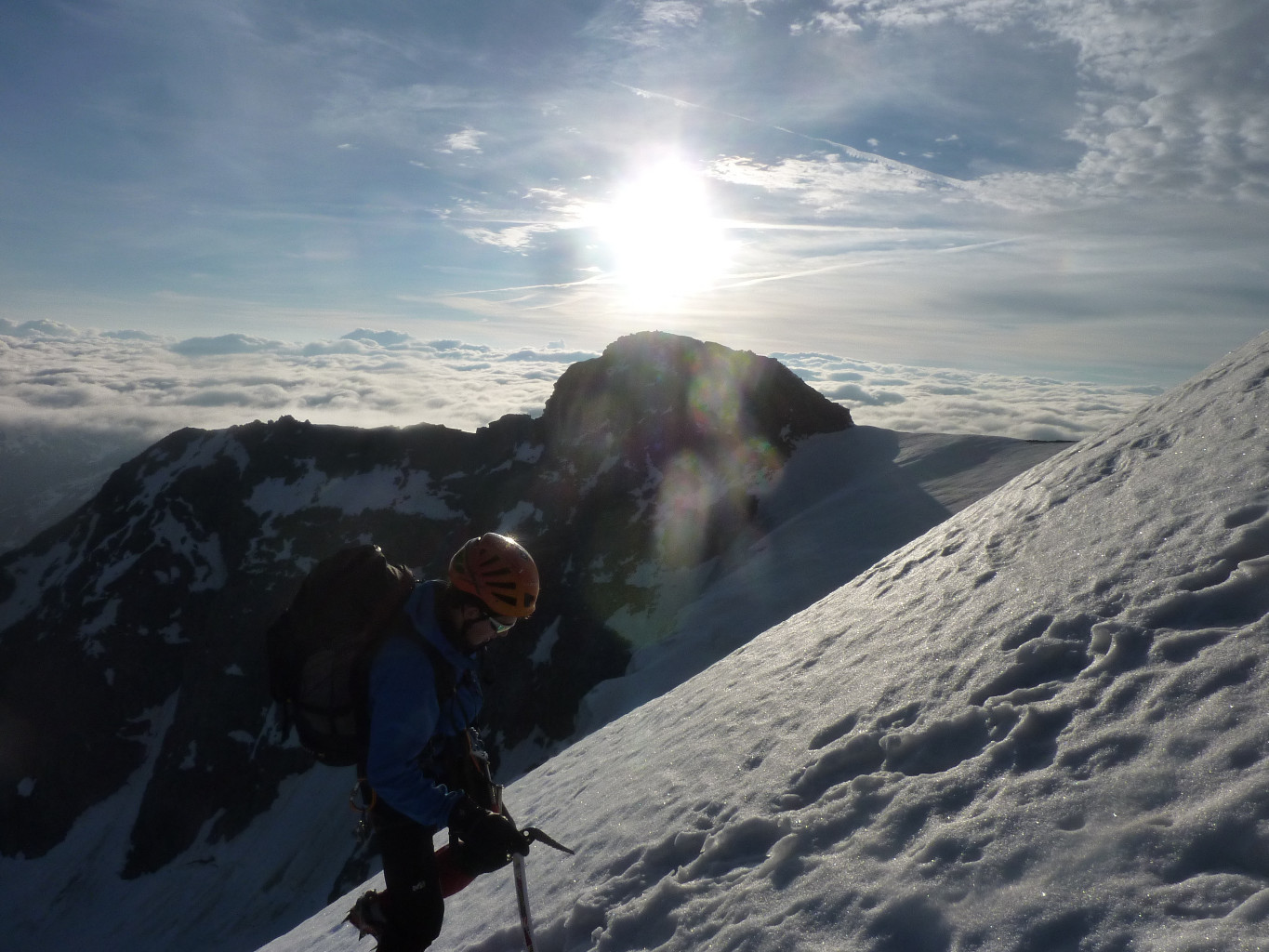 La voie de descente en arrière plan