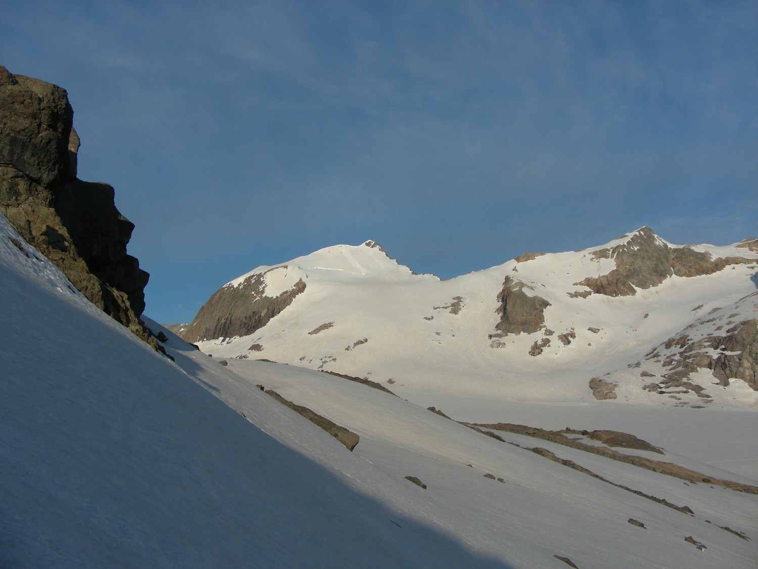 Vue sur le versant NE de l'Etendard depuis le Col de la Cime de la Valette