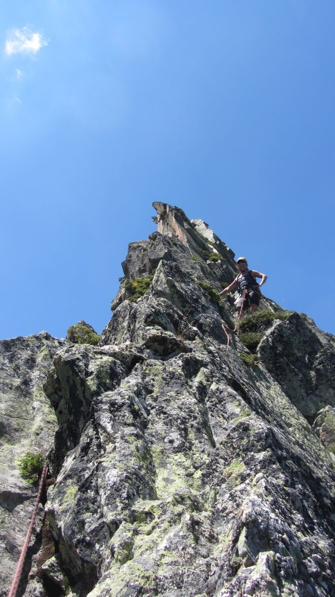 Sur l'arête