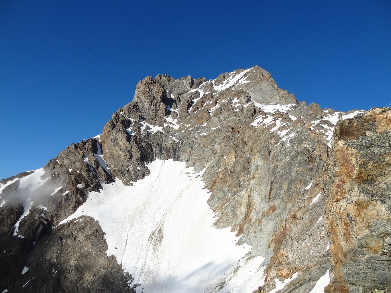Le pilier et l'arête depuis le point coté 3078