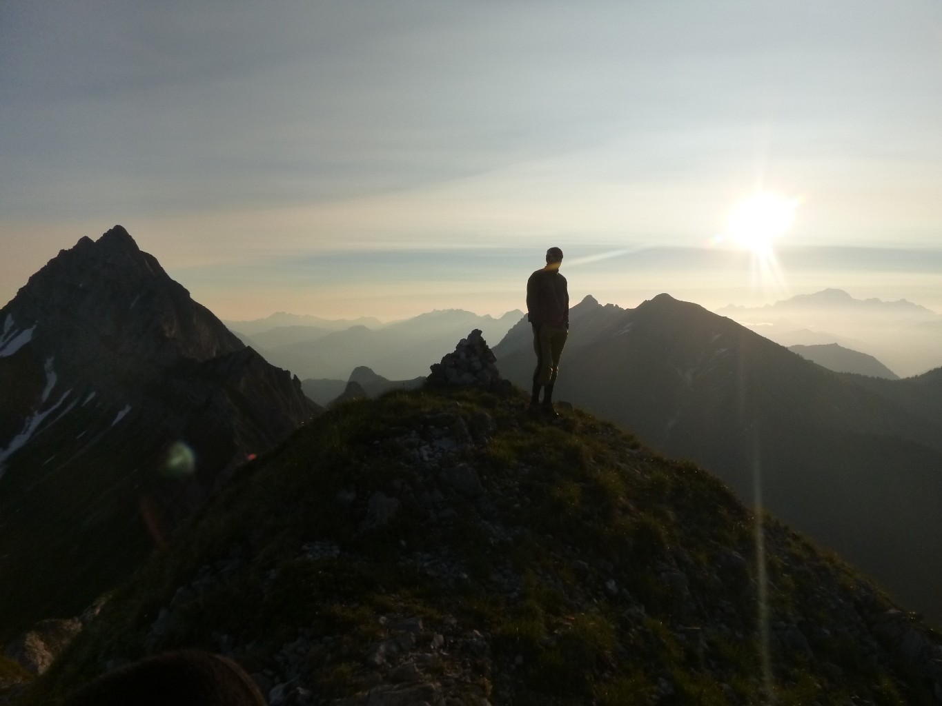 Lever de soleil du Tré le Mollard vu sur l'Arcalod, Chaurionde et Mont Blanc
