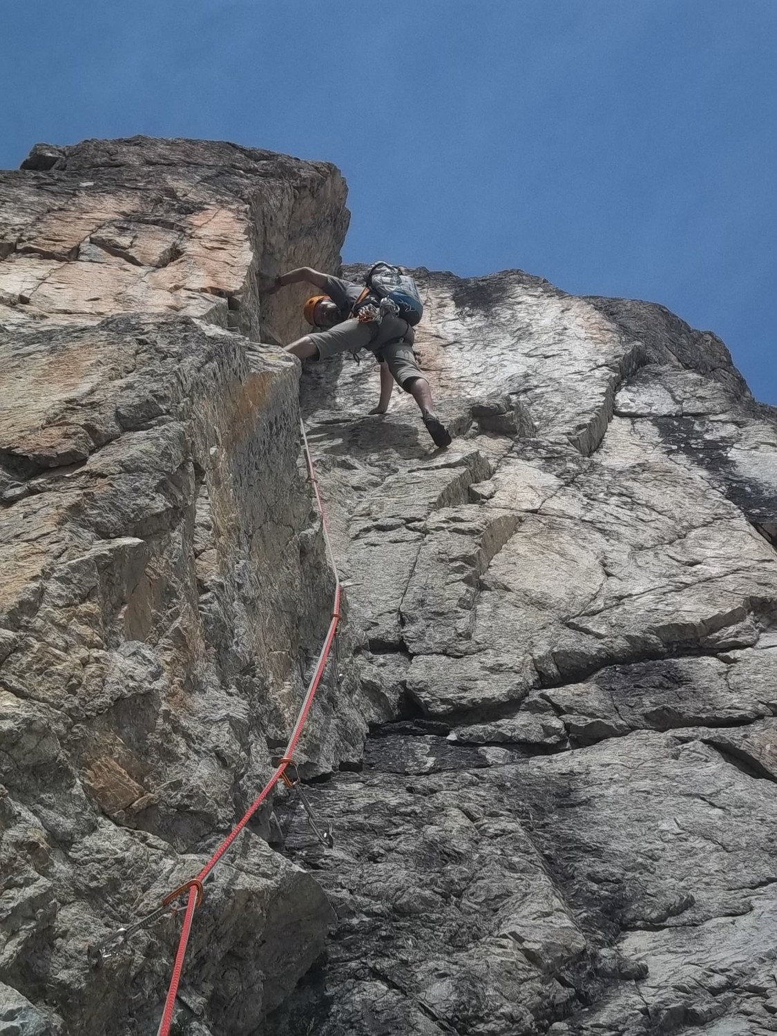 L5 magnifique diedre en 6a