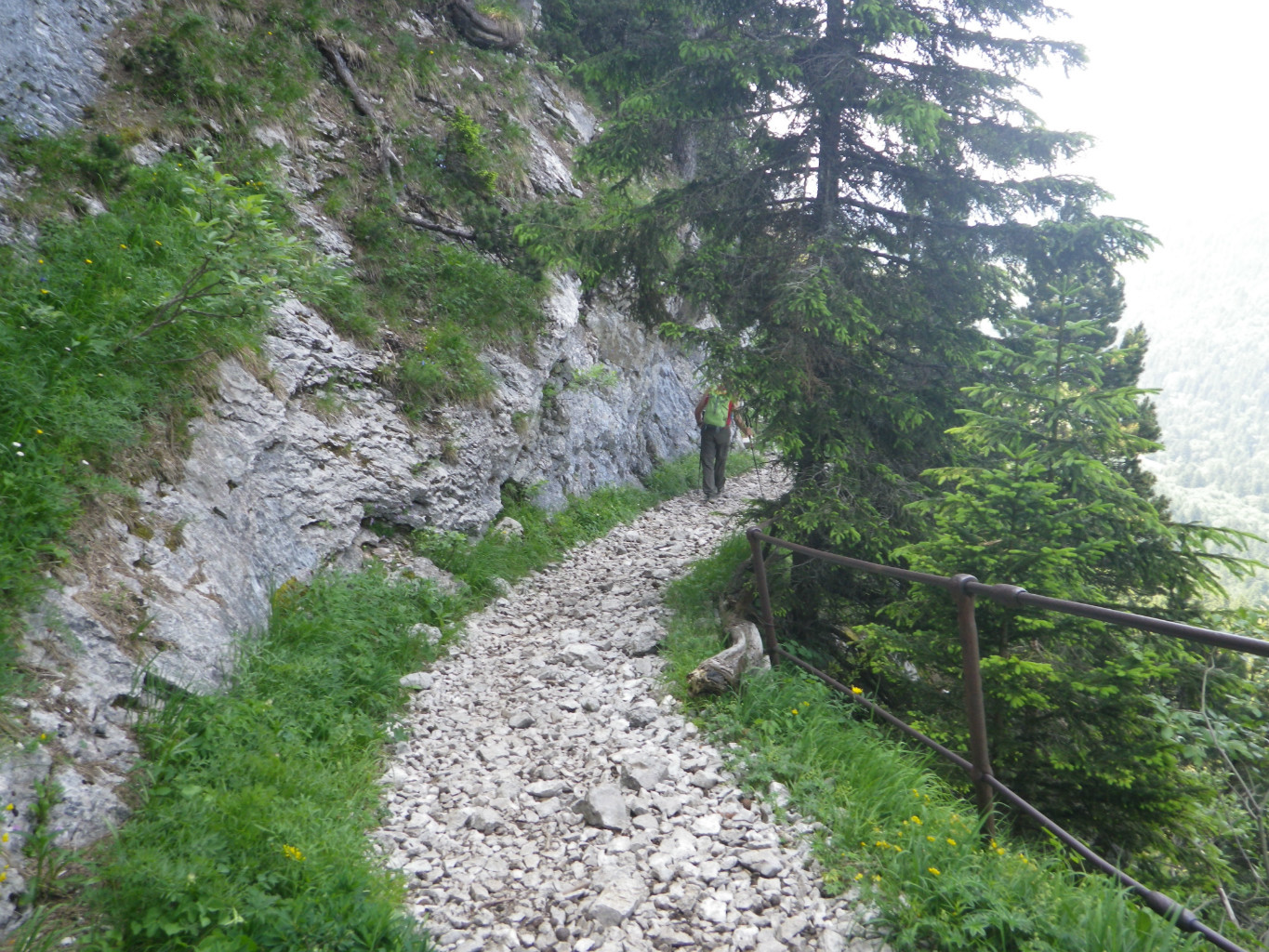 Sentier sécurisé.