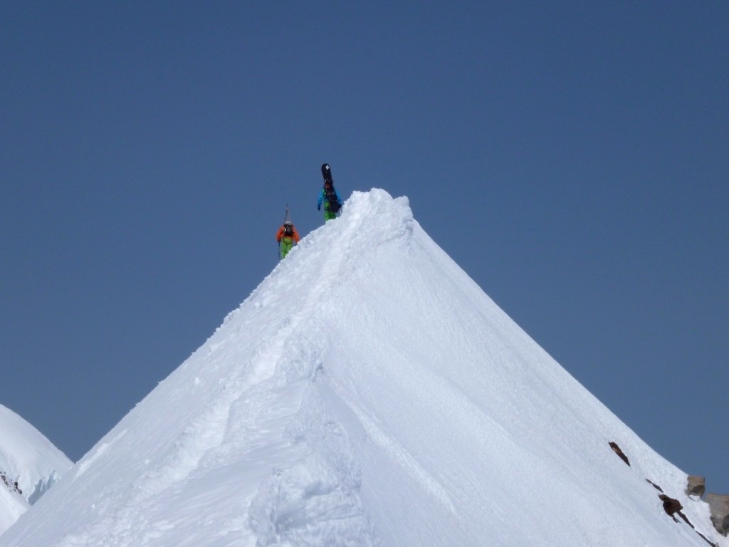 Sur l'arête