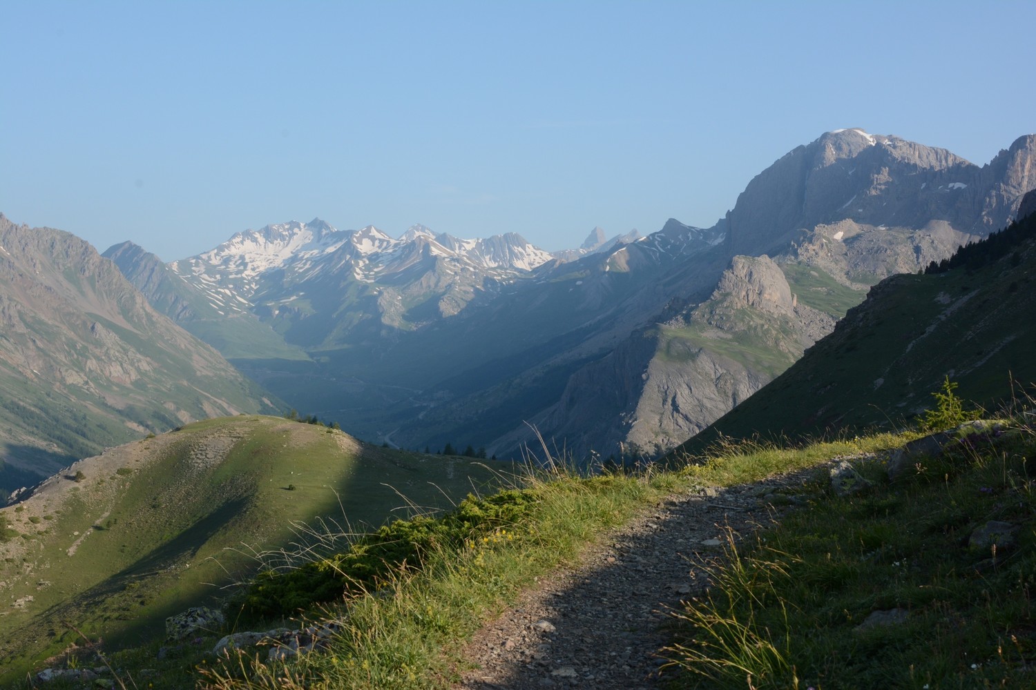 Vers les 3 Evéchés depuis le p.2191m