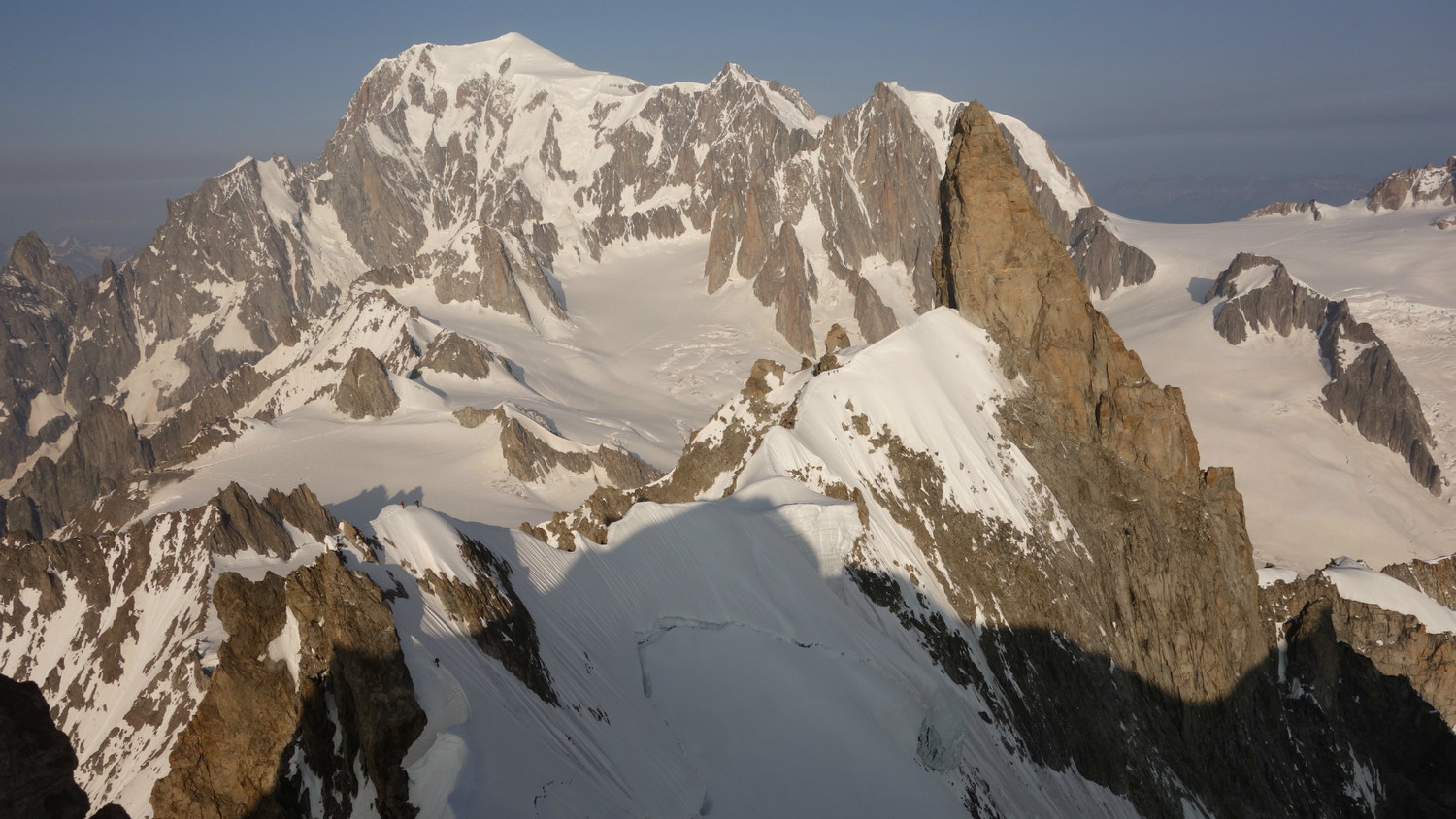 Vue de retour sur Arête jusqu'à la Dent du Géant